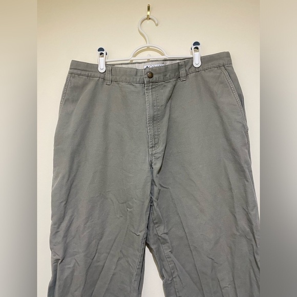 Columbia Dark Khaki Beige Cargo  Pants size 38 lots of pockets concealed pockets - Picture 6 of 16